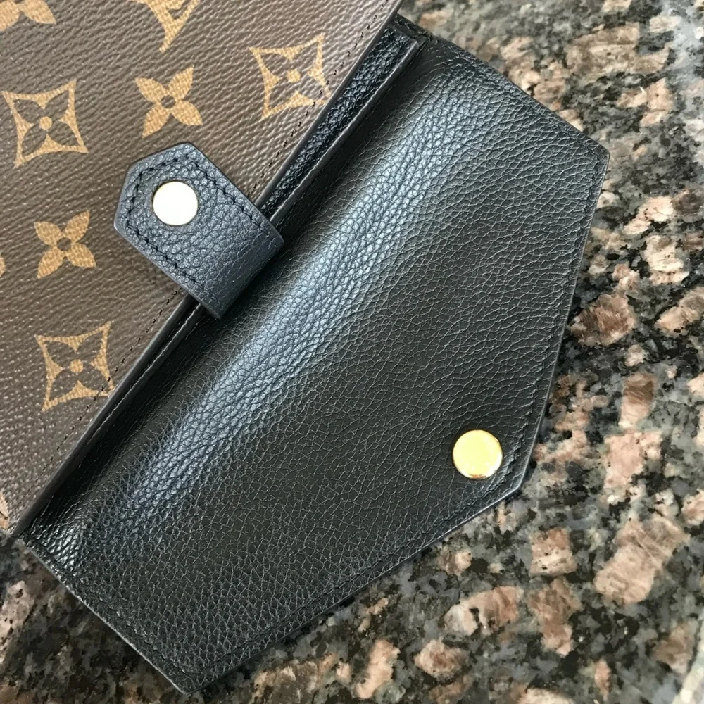 Exquisite Louis Vuitton Pallas Noir Compact  Wallet - Picture 15 of 16